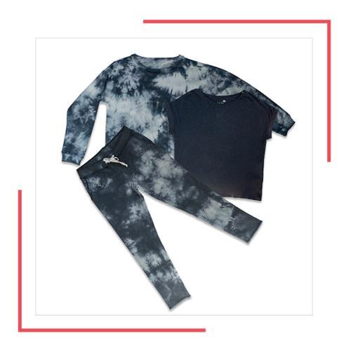 Outfit Women Batik von Outfit Women Batik von